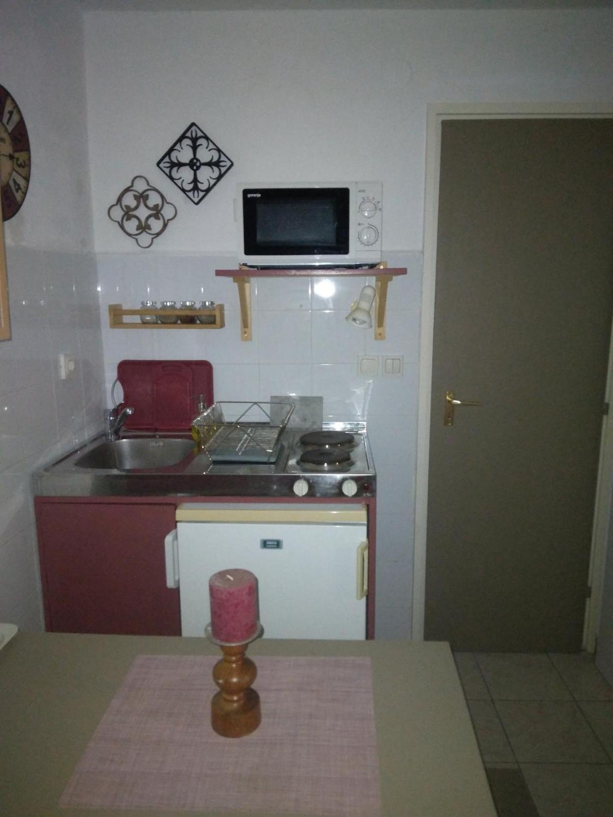 شقة Siraly Haz Révfülöp الغرفة الصورة